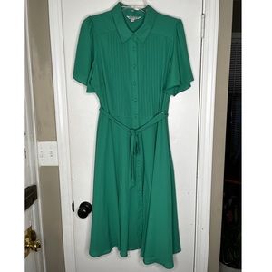 Nanette Green button down pleated dress size 12